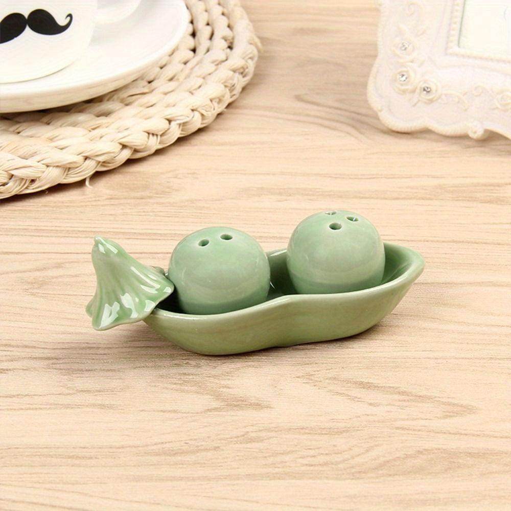 Cute Ceramic "Two Peas in a Pod" Salt & Pepper Shaker - My Store