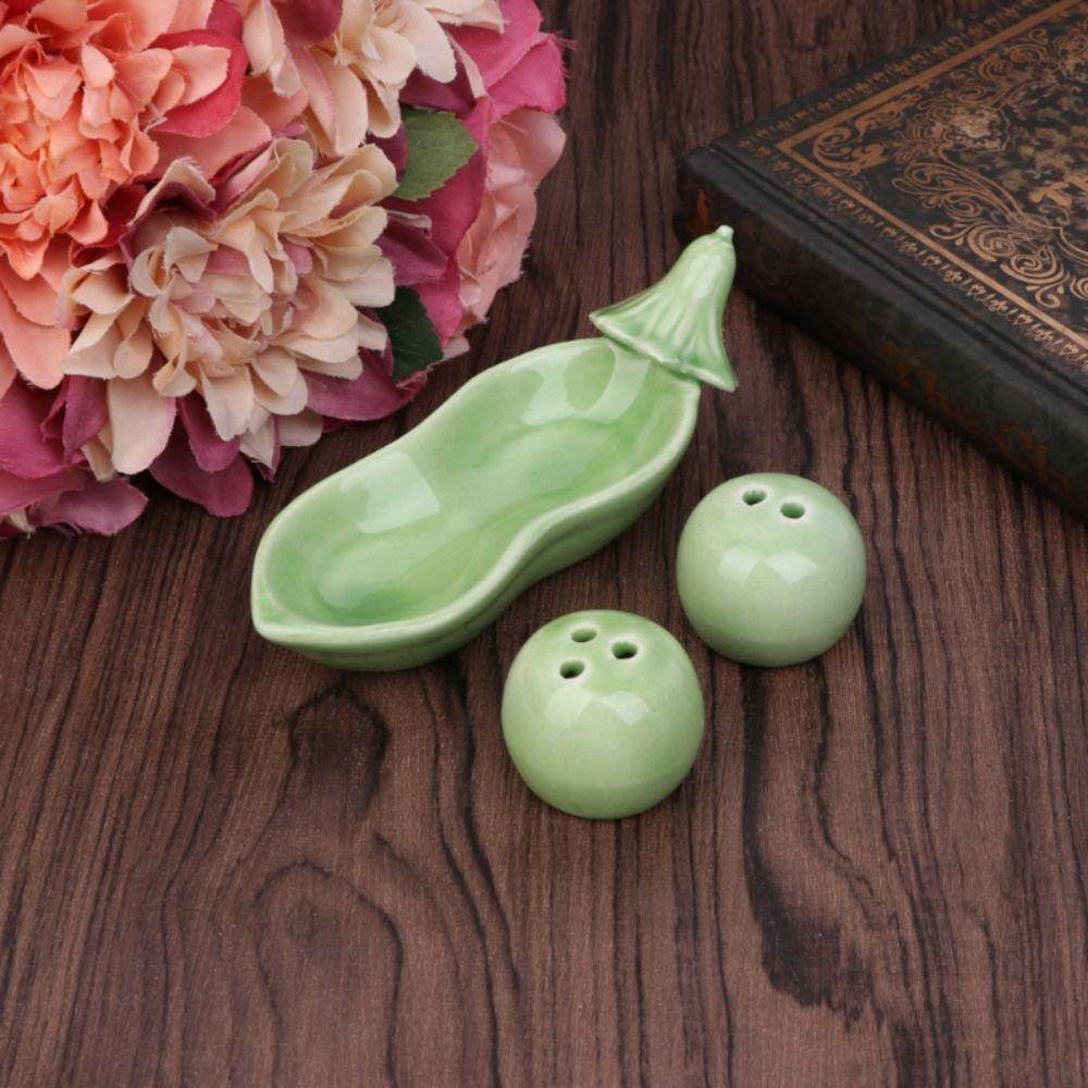 Cute Ceramic "Two Peas in a Pod" Salt & Pepper Shaker - My Store