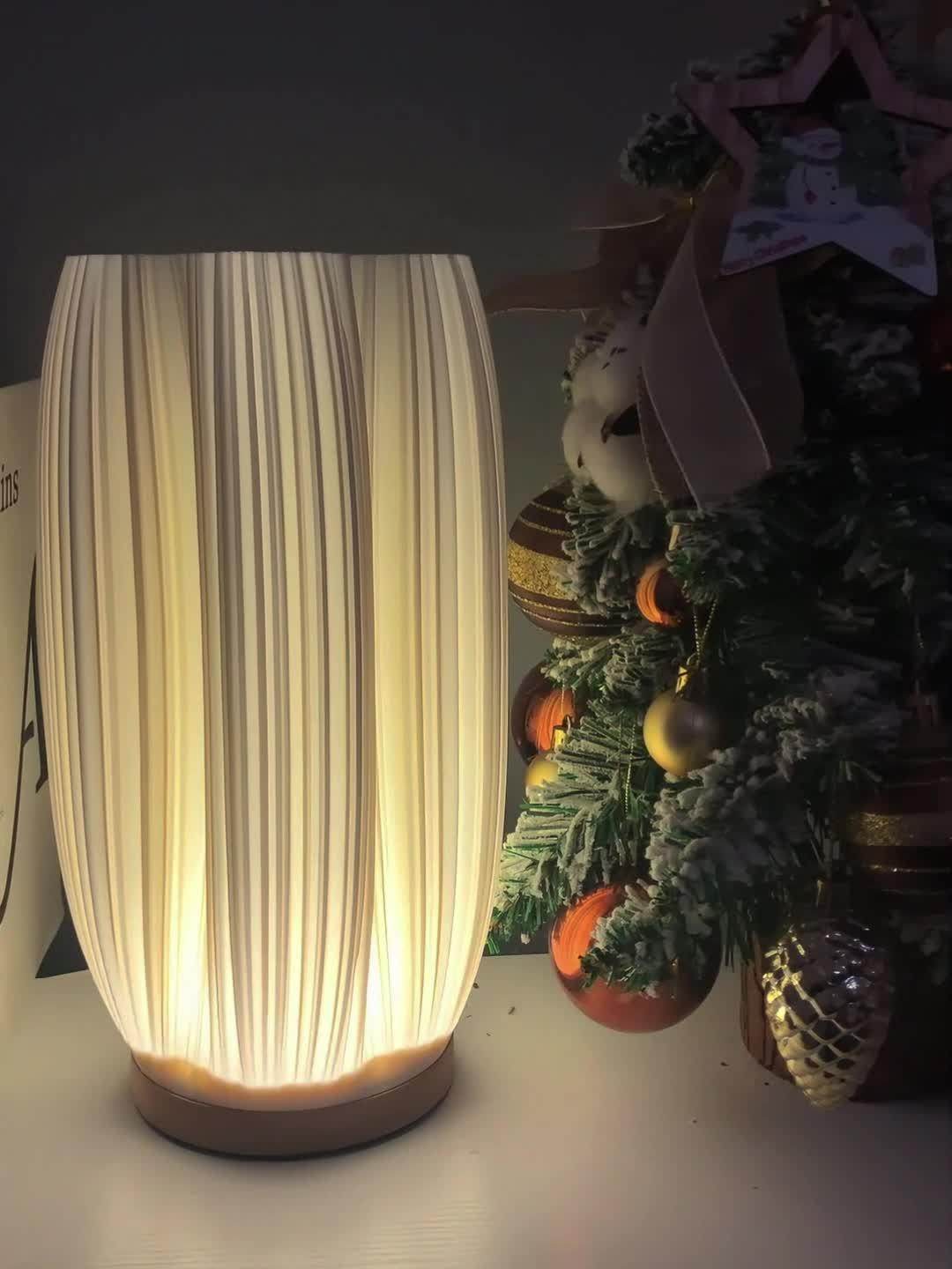 Modern LED Vase Table Lamp – USB Rechargeable & Dimmable - My Store