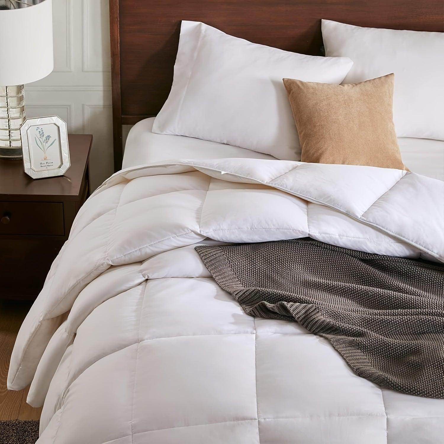 Luxury All-Season Quilted Comforter with Corner Tabs - My Store