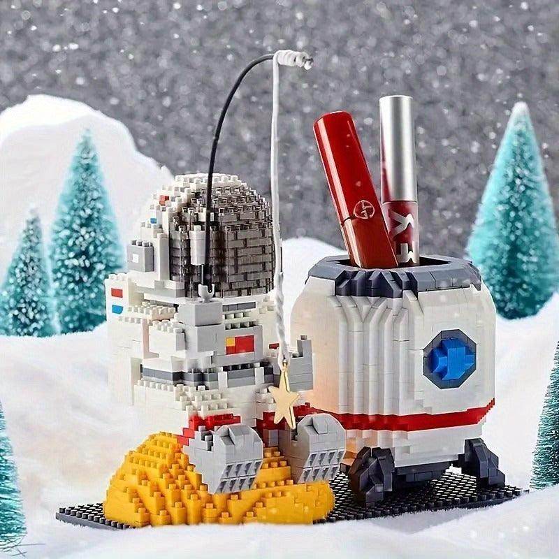 3D Astronaut Building Blocks Pen Holder - My Store