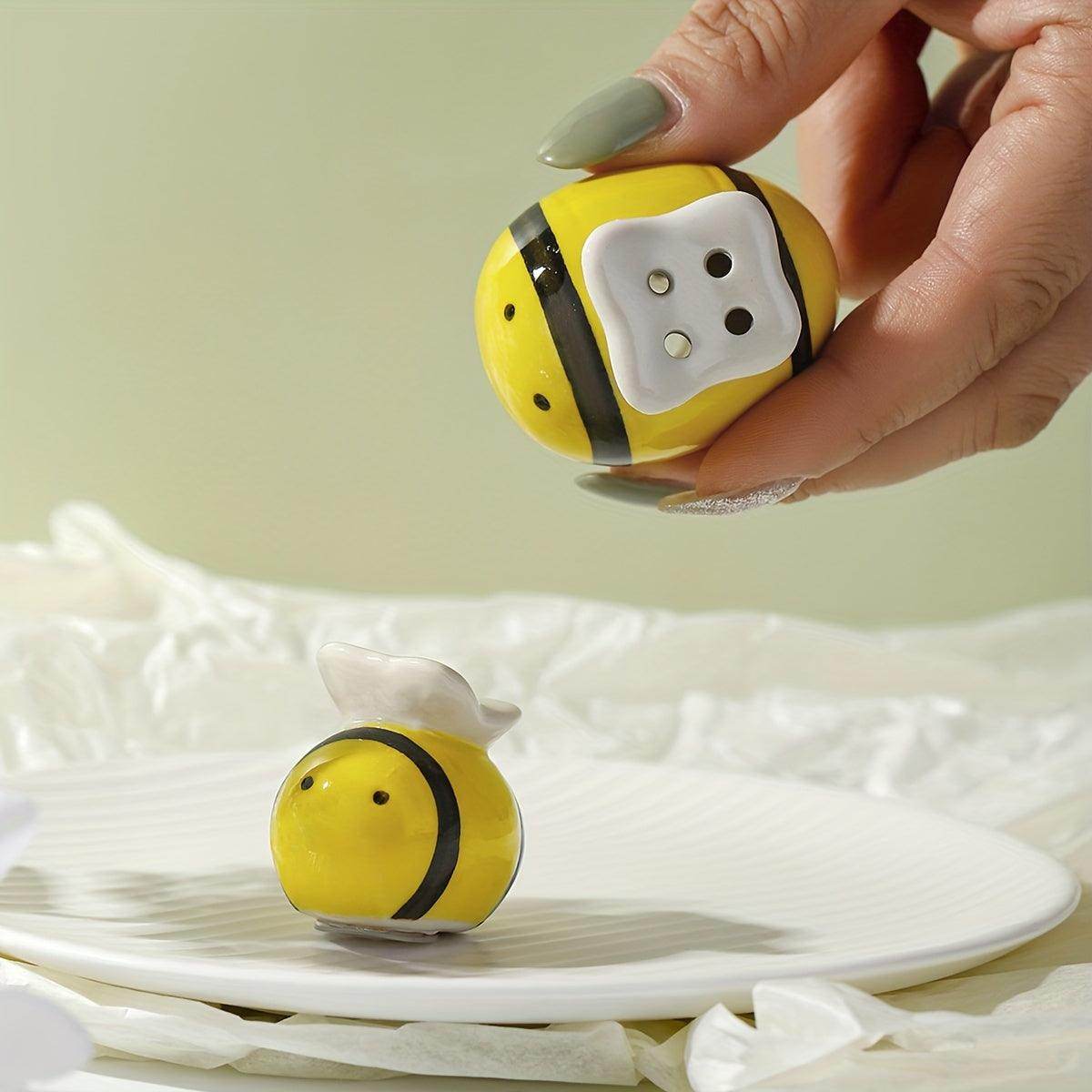 Cute Little Bee Kitchen Seasoning Pot - My Store