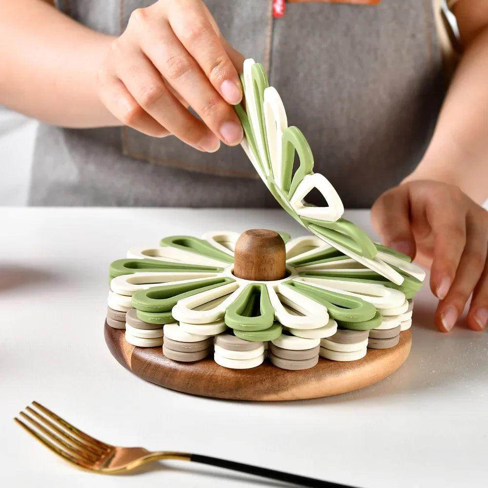 6Pcs Nordic Silicone Flower Placemats - My Store