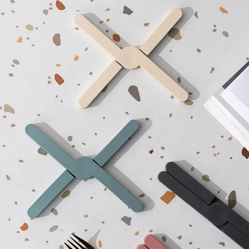 Silicone Foldable Heat-Resistant Trivet - My Store