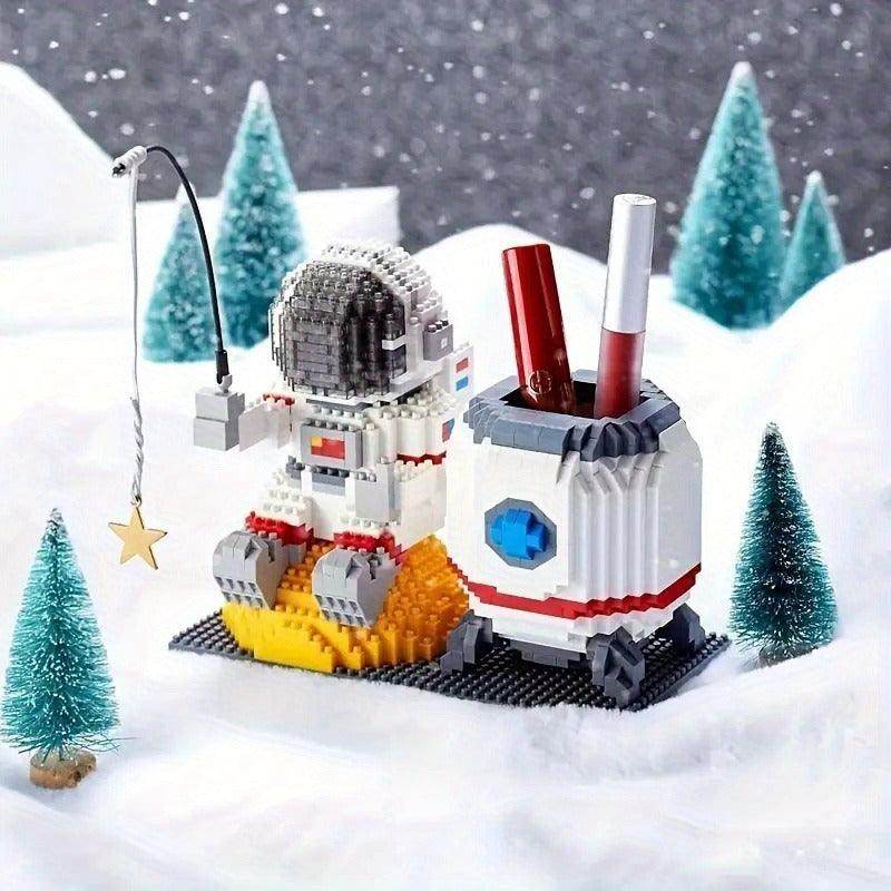 3D Astronaut Building Blocks Pen Holder - My Store
