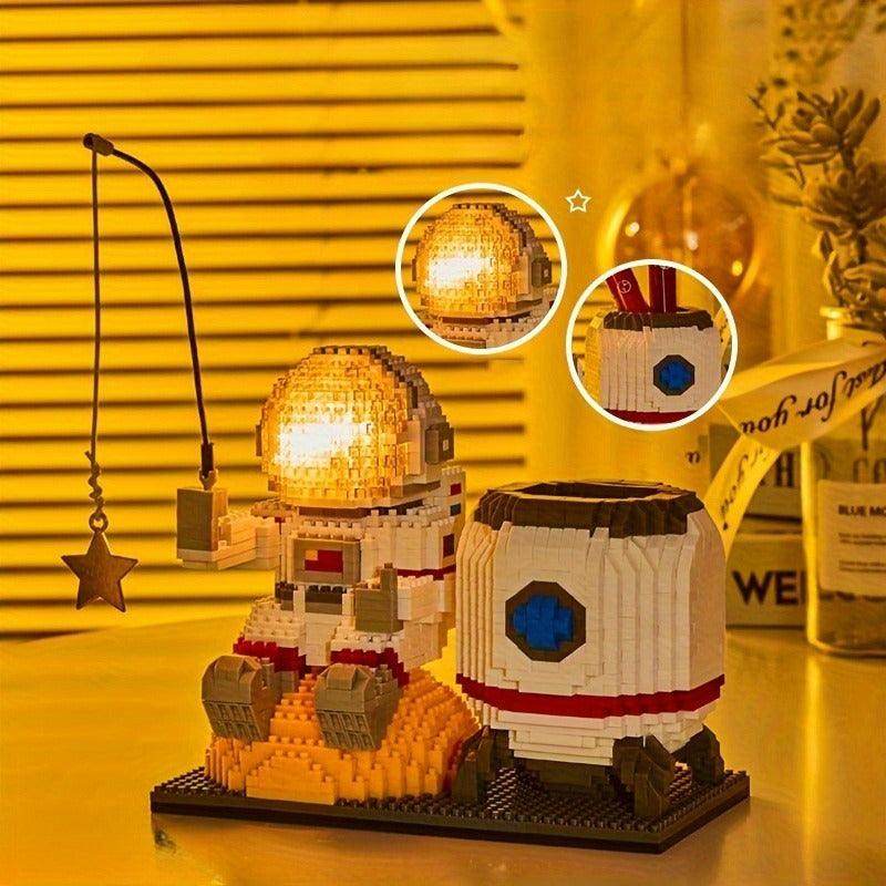 3D Astronaut Building Blocks Pen Holder - My Store
